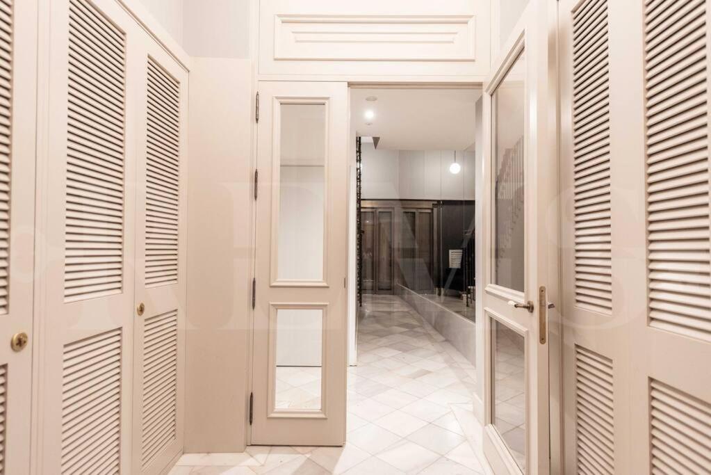 Contemporary Loft In The Historic City Center By Rems Μάλαγα Εξωτερικό φωτογραφία
