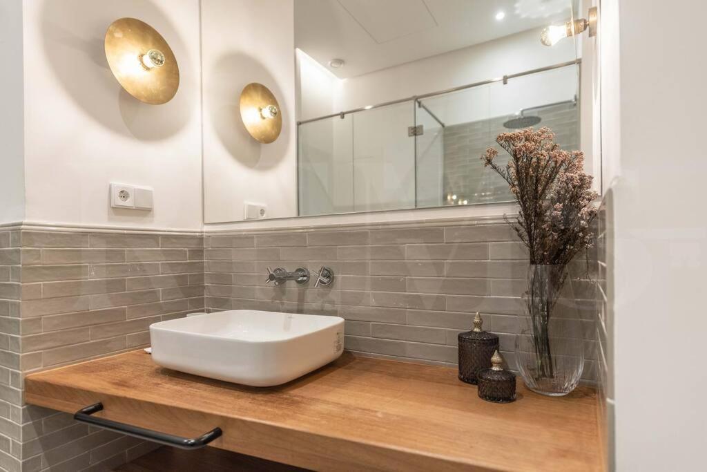 Contemporary Loft In The Historic City Center By Rems Μάλαγα Εξωτερικό φωτογραφία