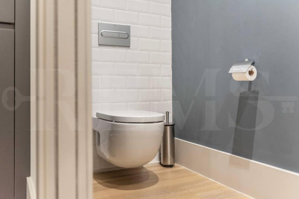 Contemporary Loft In The Historic City Center By Rems Μάλαγα Εξωτερικό φωτογραφία