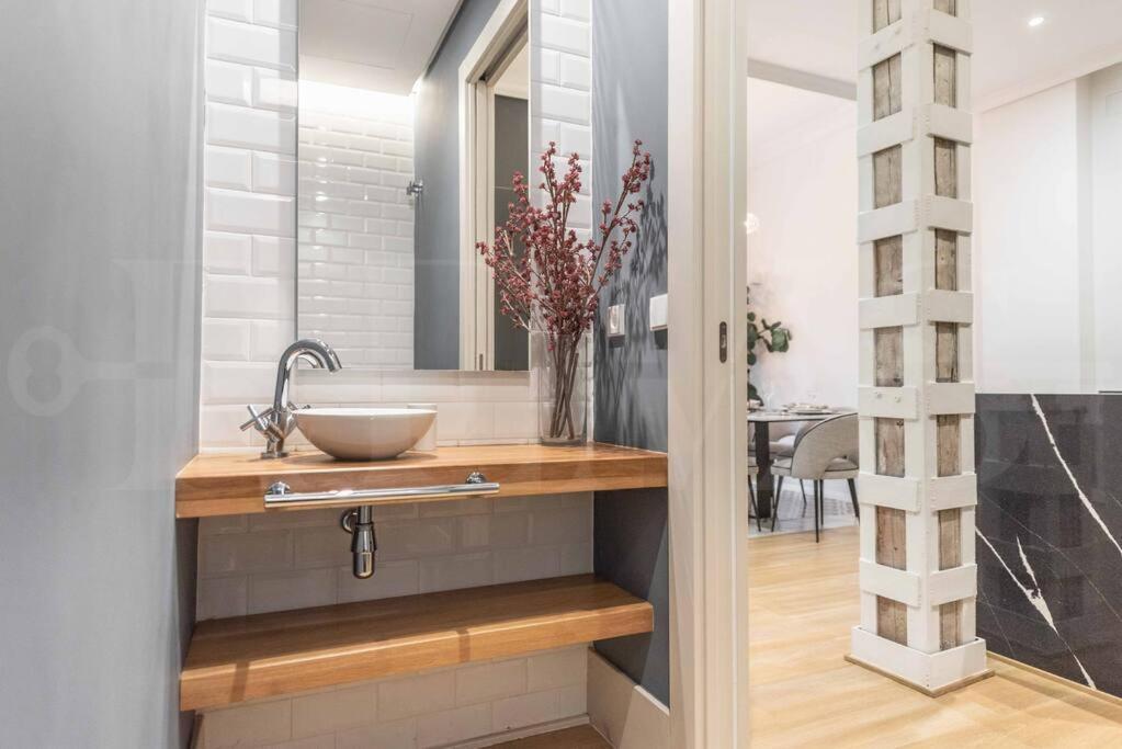 Contemporary Loft In The Historic City Center By Rems Μάλαγα Εξωτερικό φωτογραφία