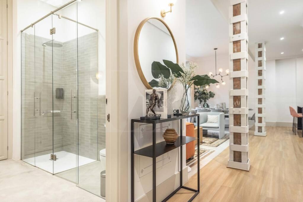 Contemporary Loft In The Historic City Center By Rems Μάλαγα Εξωτερικό φωτογραφία