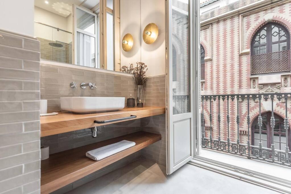 Contemporary Loft In The Historic City Center By Rems Μάλαγα Εξωτερικό φωτογραφία