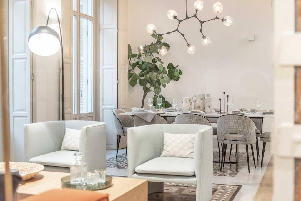 Contemporary Loft In The Historic City Center By Rems Μάλαγα Εξωτερικό φωτογραφία
